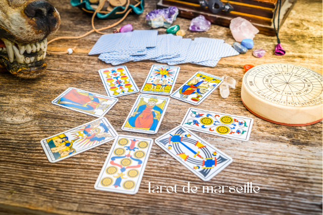 Tarot de marseille séance voyance mediumnité kelly lepage binic en présence et en visio pat téléphone