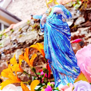 statue vibratoire de jésus création unique by kelly lepage medium